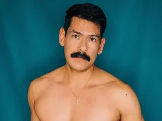 Streamate Free Porn Cam of CoachBigDick