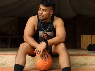 Streamate Watch Live Sex Cams of DanteRios