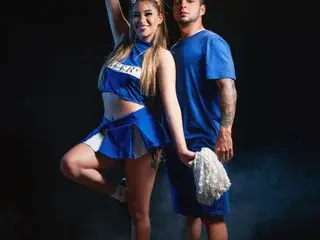 Streamate Live Porn of ScarlettAndClark