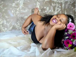 Streamate Adult Video Chat of ThickjuicyP