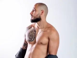 Streamate Live Sex Cam of Leonidas_18k