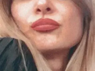 Streamate Live Sex Cam of Zelie108
