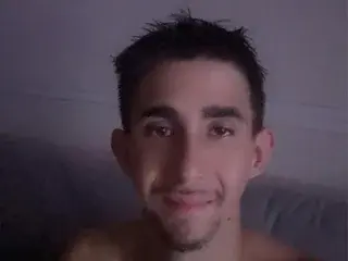 Streamate Nude Webcam of Maxo210