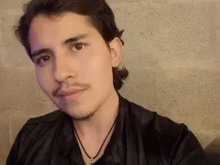 Streamate Best live sex cam show of AxelMontes