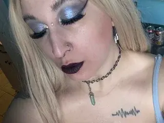 Streamate Sex Cam of ShaeWednesday