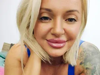 Streamate Best live sex cam show of BustyEmaXX