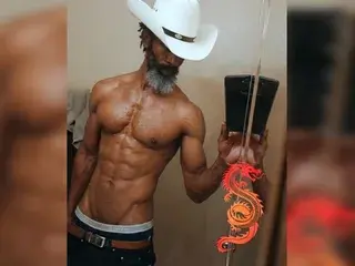 Streamate Watch Live Sex Cams of TheDragonFire
