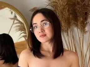 Streamate Adult Webcams of ToraMika