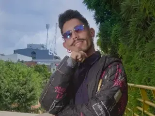 Streamate Adult Webcams of NoahTylor