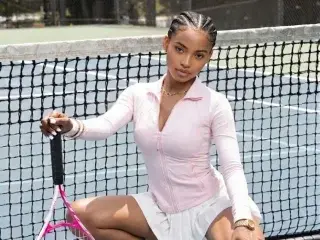 Streamate Live Sex Cam of NayaBenely