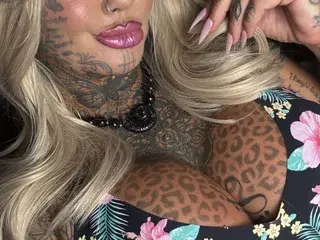 Streamate Live Sex Cam of CandyApplesxXx