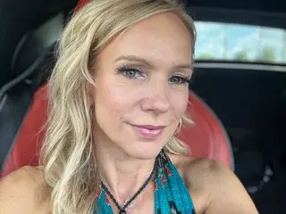 Streamate Best Webcam of BellaBare