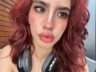 Streamate Nude Webcam of Elodie_Roussee