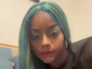 Streamate Free Live Porn of SinSavvy