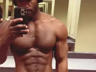 Streamate Live Porn of MrBrownChoc