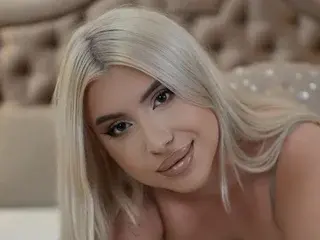 Streamate Best live sex cam show of CassieBabee
