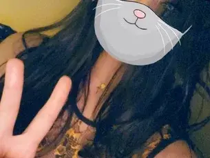 Streamate Live Sex Cam of Hannah_kiim