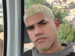 Streamate Sex Cam of JHON_B