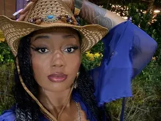 Streamate Live Sex of MZZZWETWET