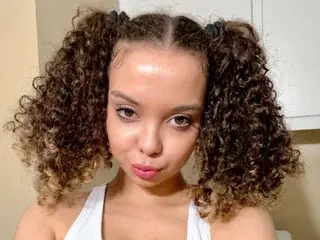 Streamate Live Sex of SolacetheSiren