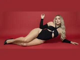 Streamate Best live sex cam show of DannikaSaenz