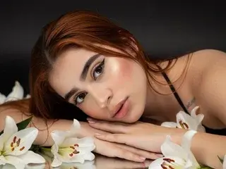 Streamate Live Porn of MartinaaConnor