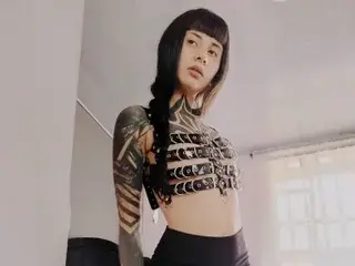 Streamate Adult Webcams of Emilia29