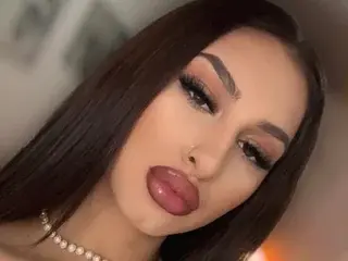 Streamate Live Sex of KissInferno