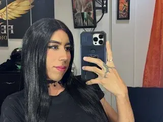 Streamate Live Porn of JuliaBulette