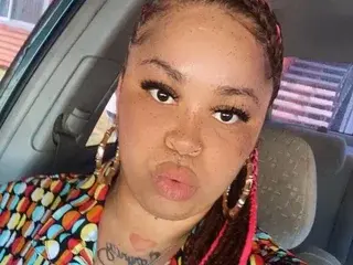Streamate Live Sex of VelvetRise