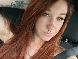 Streamate Live Sex Cam of savannahsiren