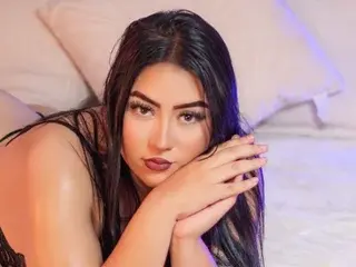 Streamate Free Live Porn of Emberrvelvet