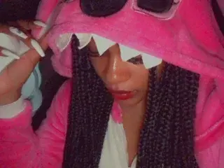 Streamate Nude Webcam of Megan_stails