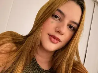 Streamate Private Sex Chat of HaileiTimms
