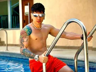 Streamate Live Sex Cam of Filoufitt