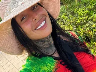 Streamate Free Porn Cam of AARISS