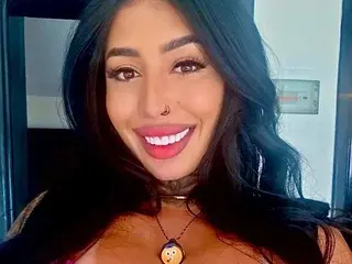 Streamate Live Porn of AARISS