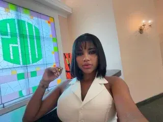 Streamate Sex Chat of Shalinarr