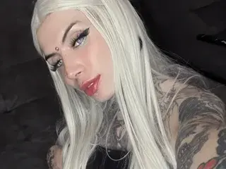 Streamate Adult Webcams of PvnkyFox