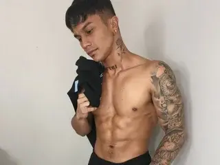 Streamate Best live sex cam show of LeonardPrice