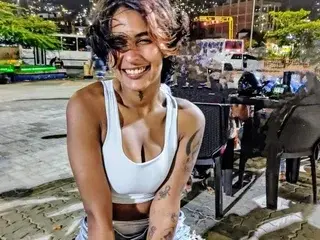 Streamate Live Sex of SaraHottGirl69