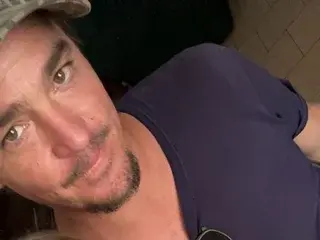 Streamate Live Sex of ThickDwhiteMan