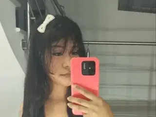 Streamate Adult Webcams of HeidiiSexlovl