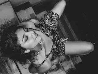 Streamate Free Live Porn of Ely19