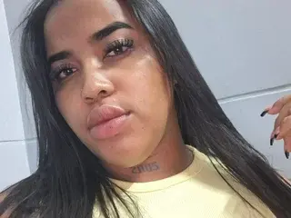 Streamate Watch Live Sex Cams of Isabella1lips20