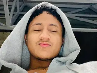 Streamate Sex Chat of Leoo_hot