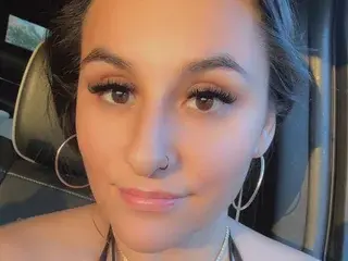 Streamate Sex Cam of Lilmxedbaddie