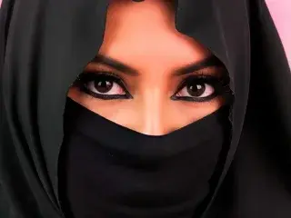 Streamate Adult Webcams of Qamar_Khalifa
