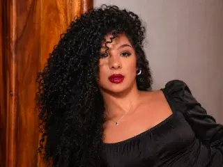 Streamate Sex Cam of EmmyNovac