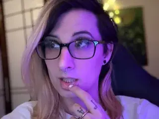 Streamate Sex Chat of TinyTarrow